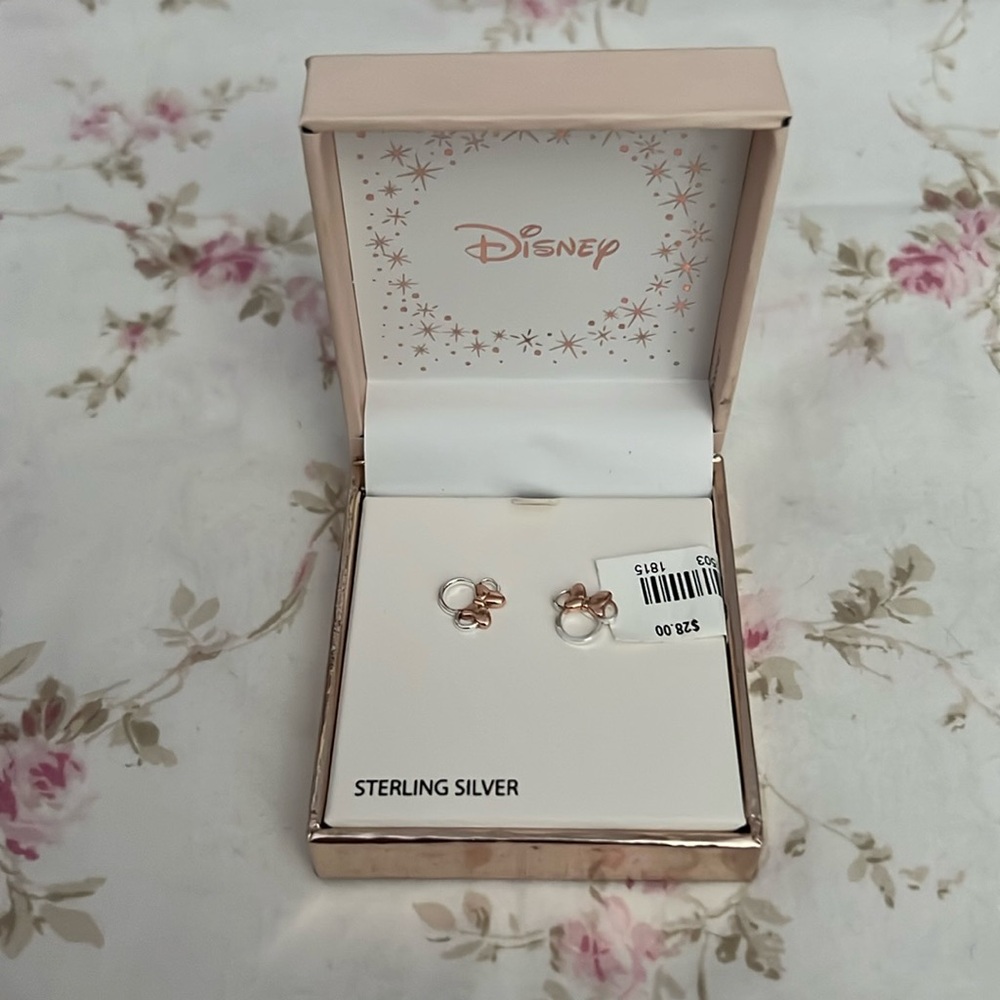 Disney Minnie Mouse Earrings